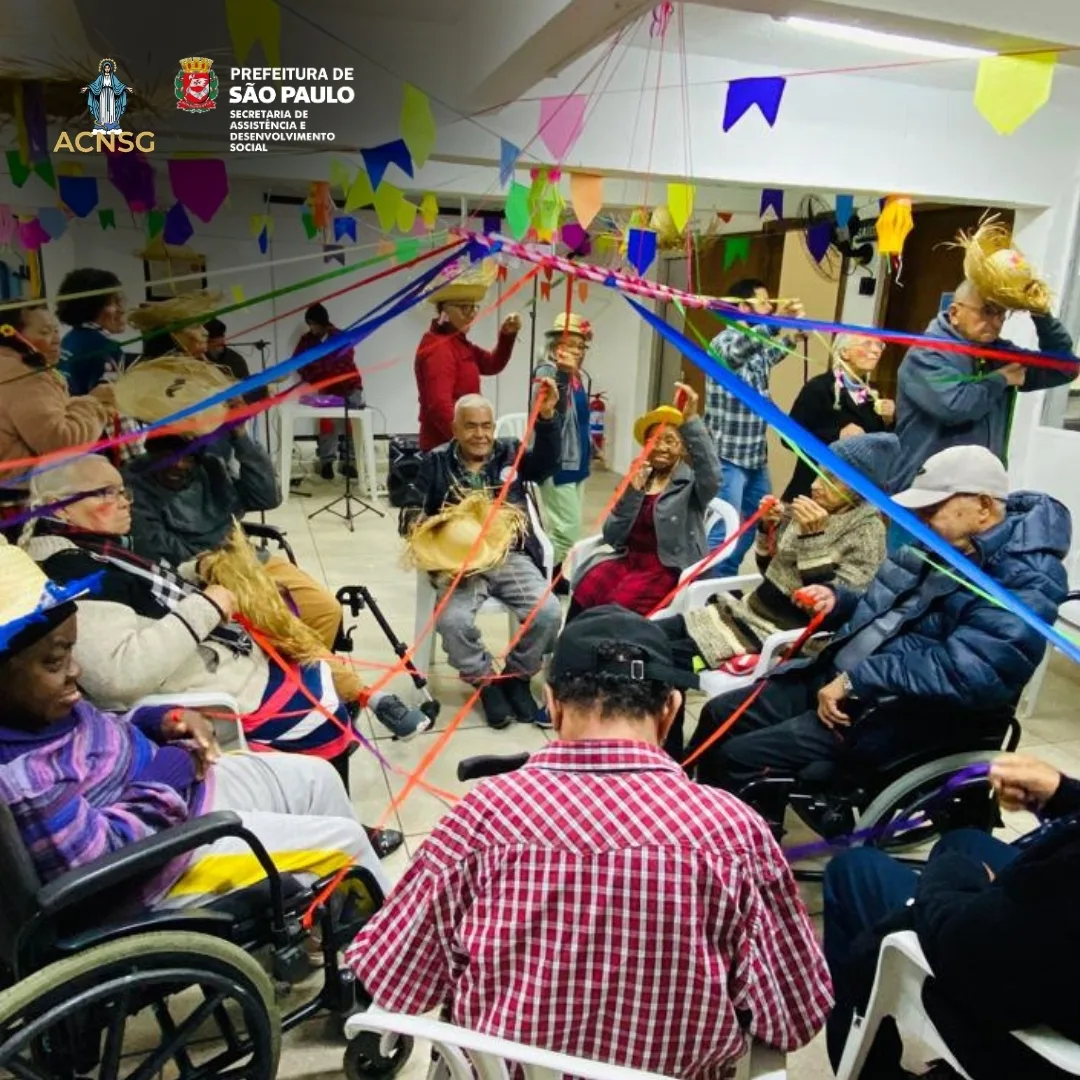 Festas Julinas celebram cultura e convivência com idosos nos serviços da ACNSG — foto 8