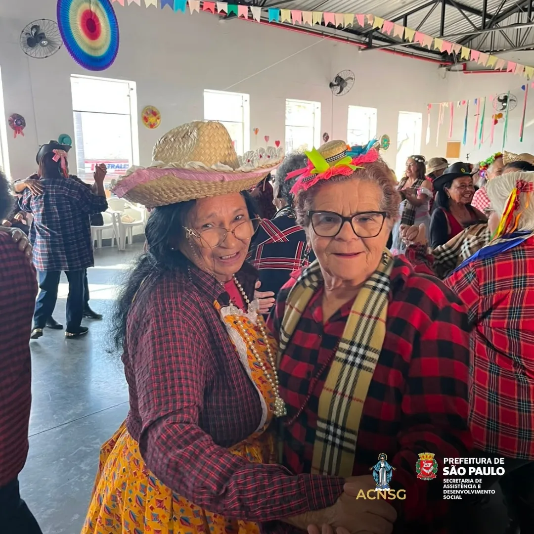 Festas Julinas celebram cultura e convivência com idosos nos serviços da ACNSG — foto 16